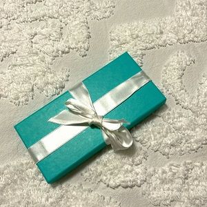 TIFFANY & CO. Authentic empty box